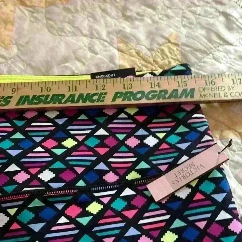 Victorias Secret Knock Out Capris women large geometric design pink green - Picture 7 of 9